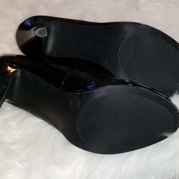 👣😎MERONA Magee Faux Patent Leather Peep Toe Heels shoes, footwear - Picture 8 of 8
